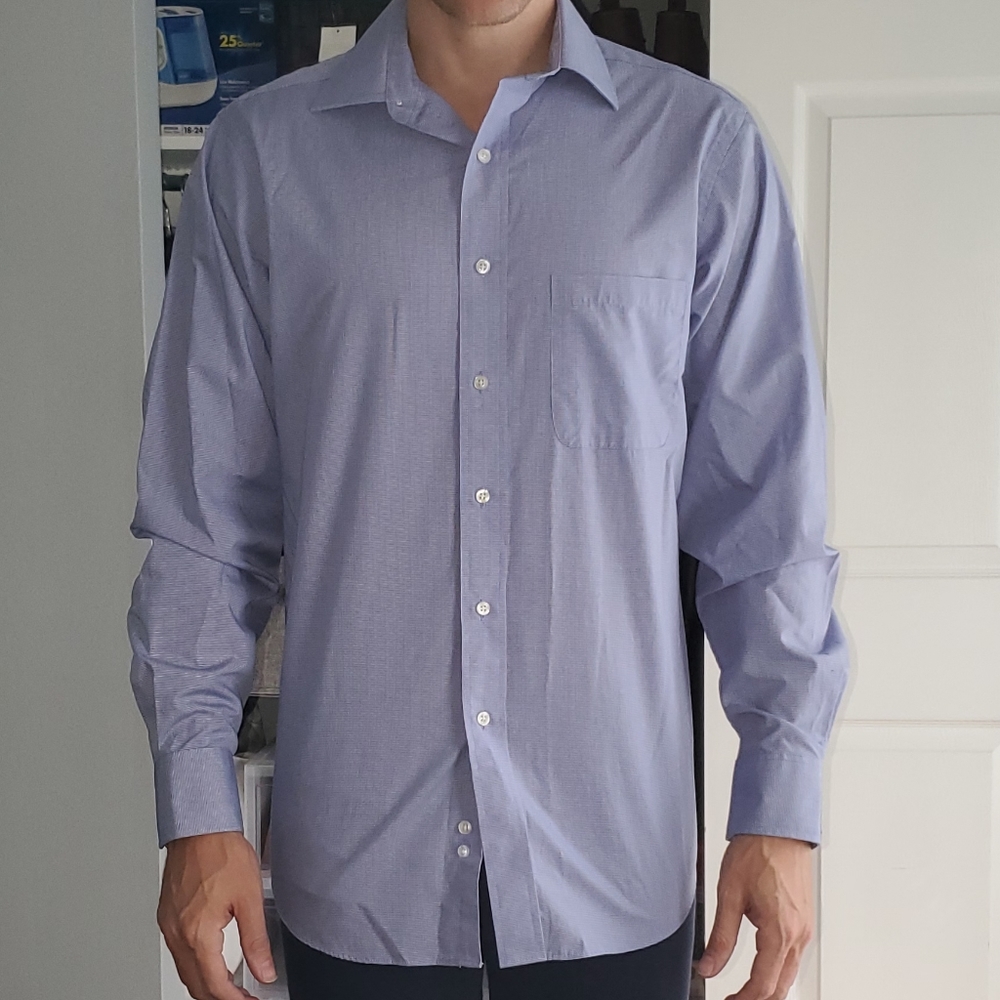 Men's CHAPS dress shirt
